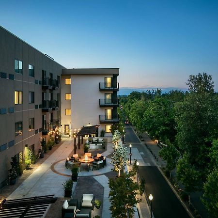 Courtyard By Marriott Корвалис Екстериор снимка