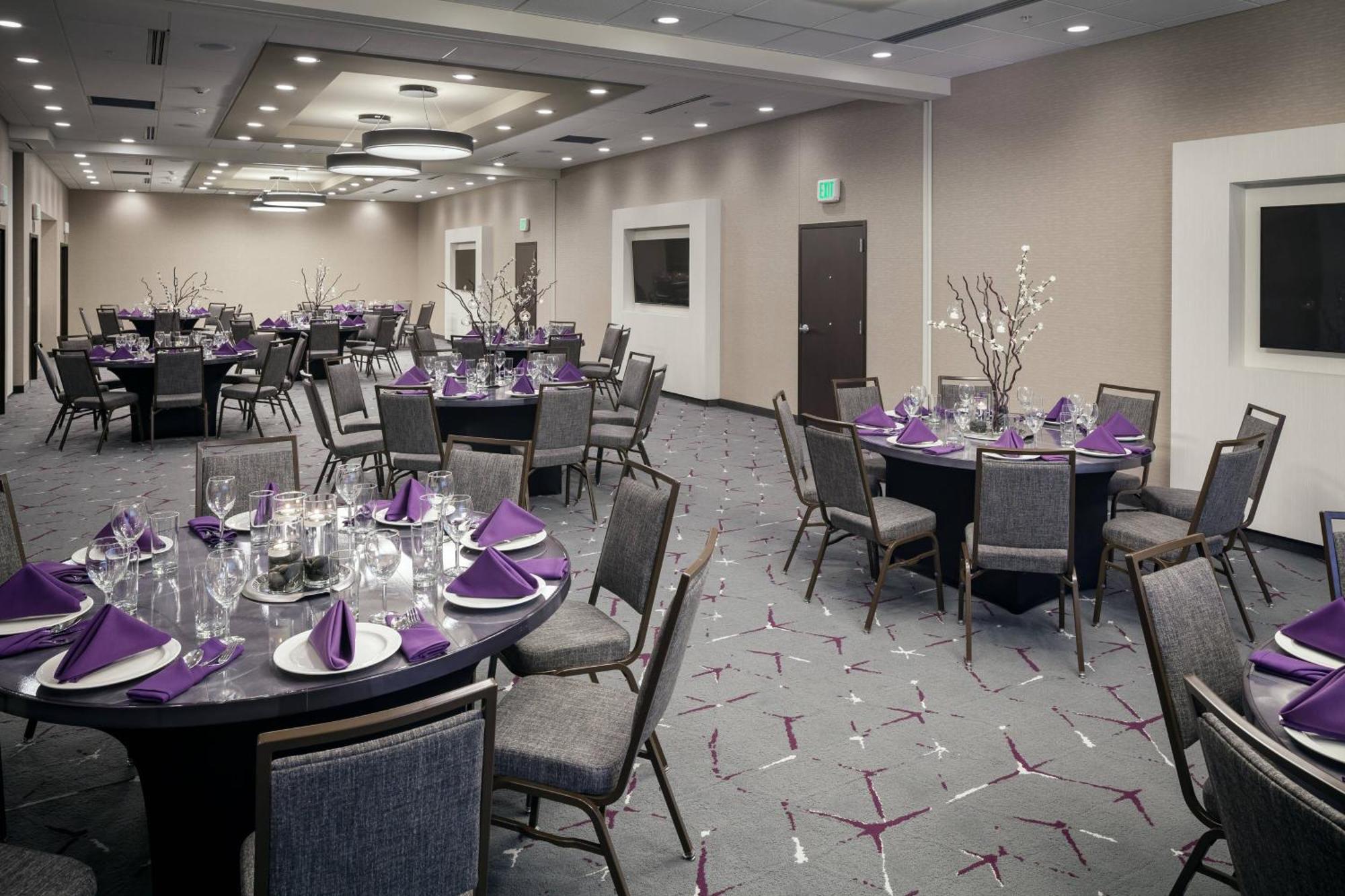 Courtyard By Marriott Корвалис Екстериор снимка