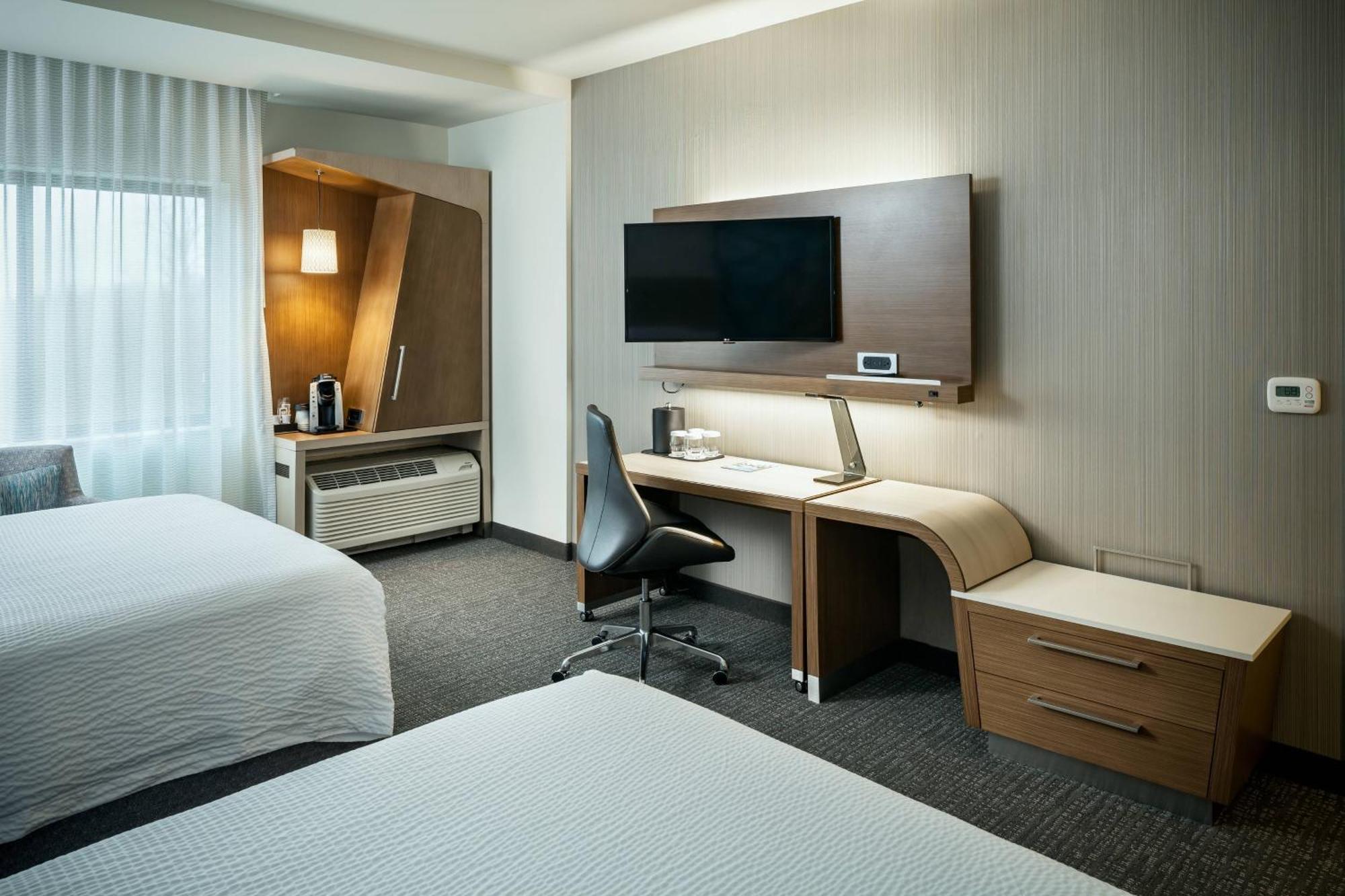 Courtyard By Marriott Корвалис Екстериор снимка