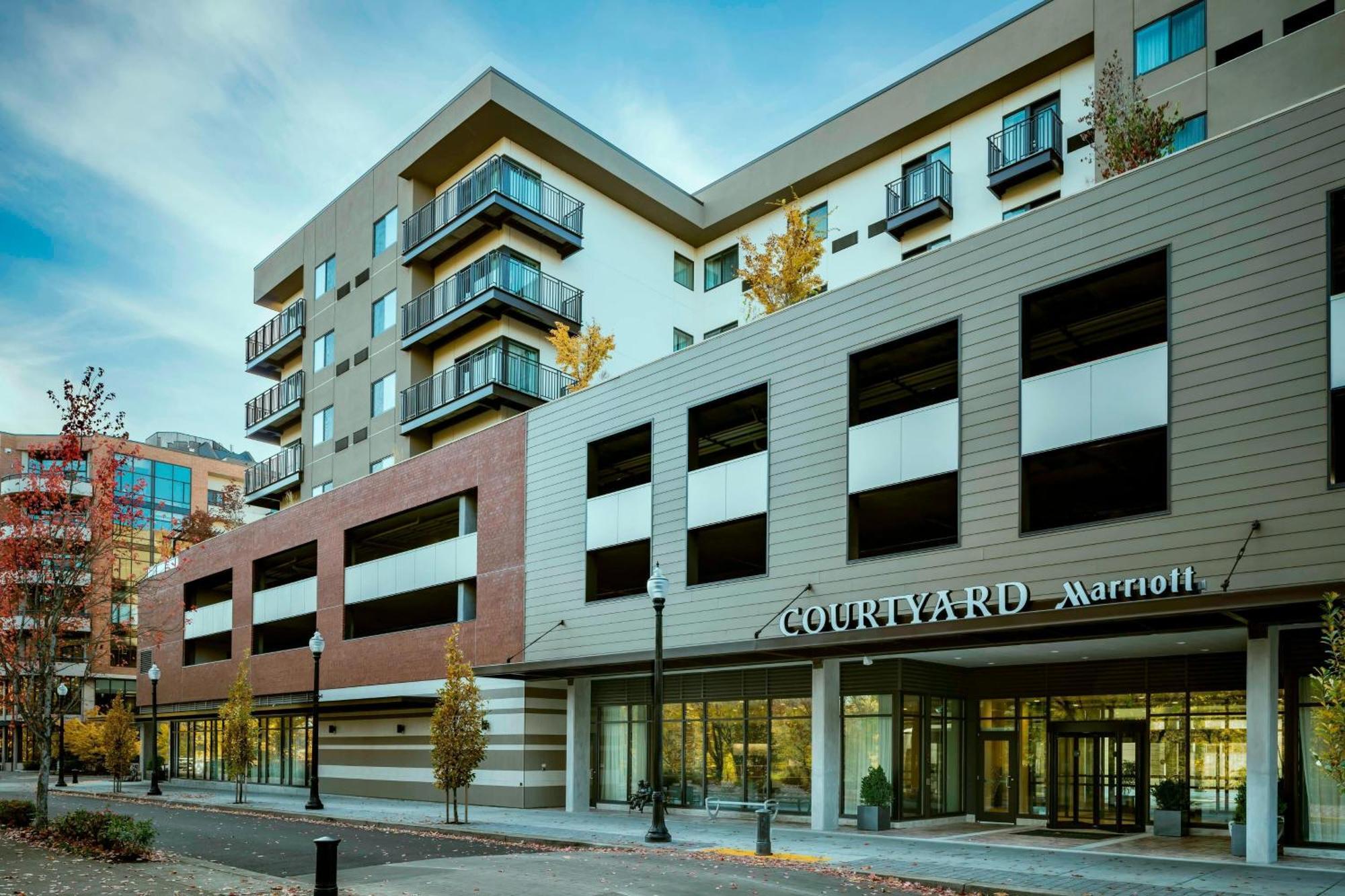 Courtyard By Marriott Корвалис Екстериор снимка