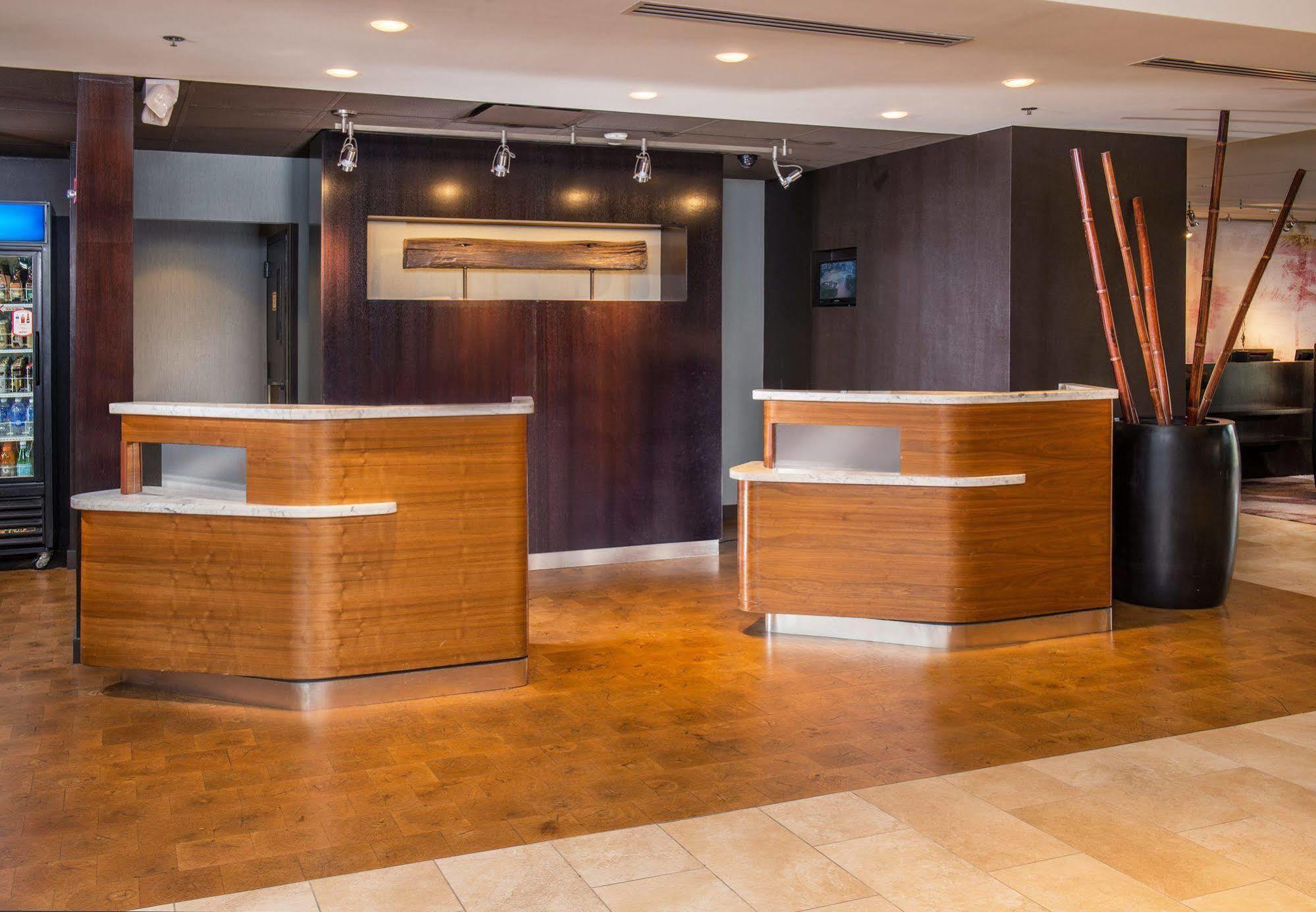 Courtyard By Marriott Корвалис Екстериор снимка