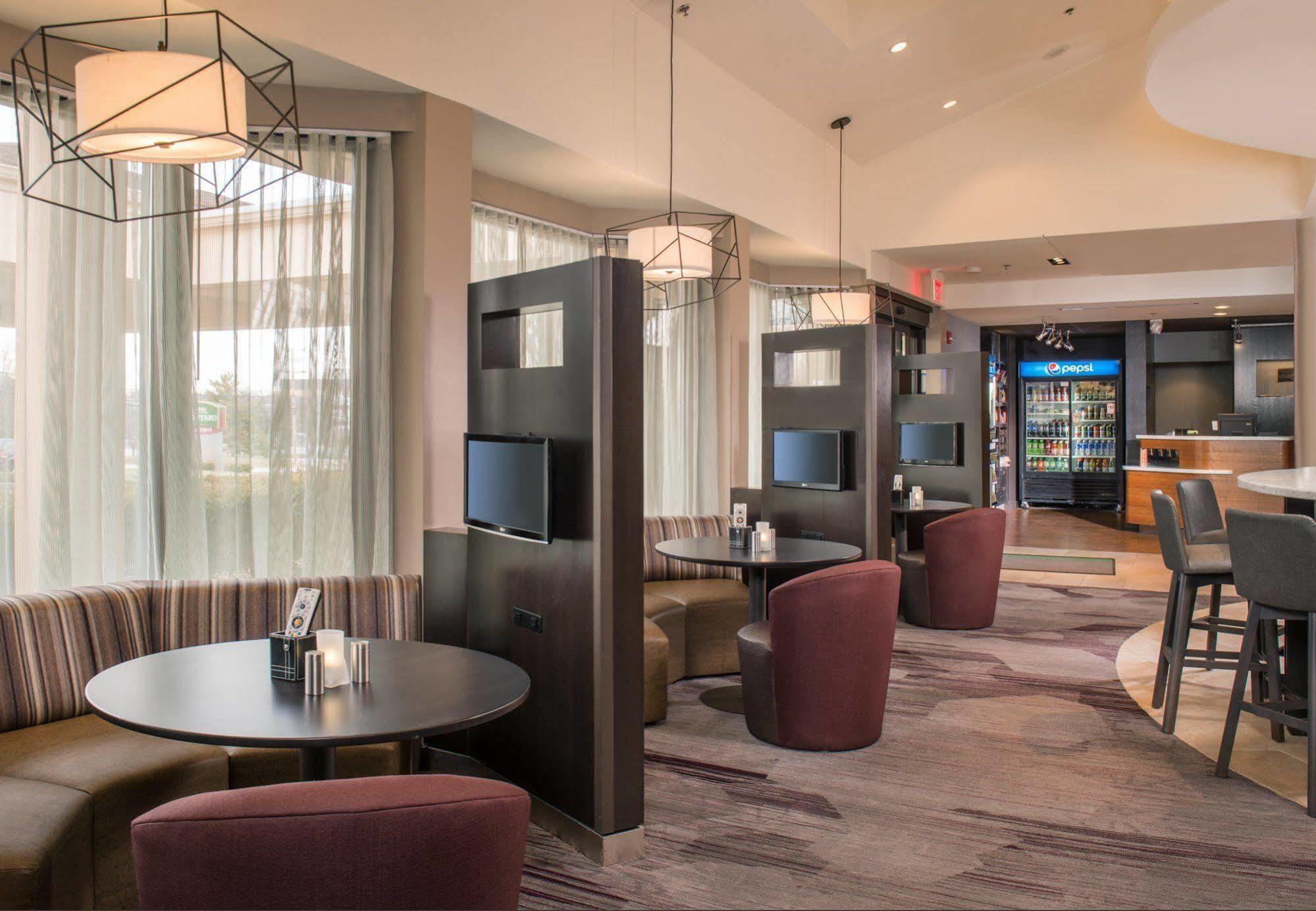 Courtyard By Marriott Корвалис Екстериор снимка